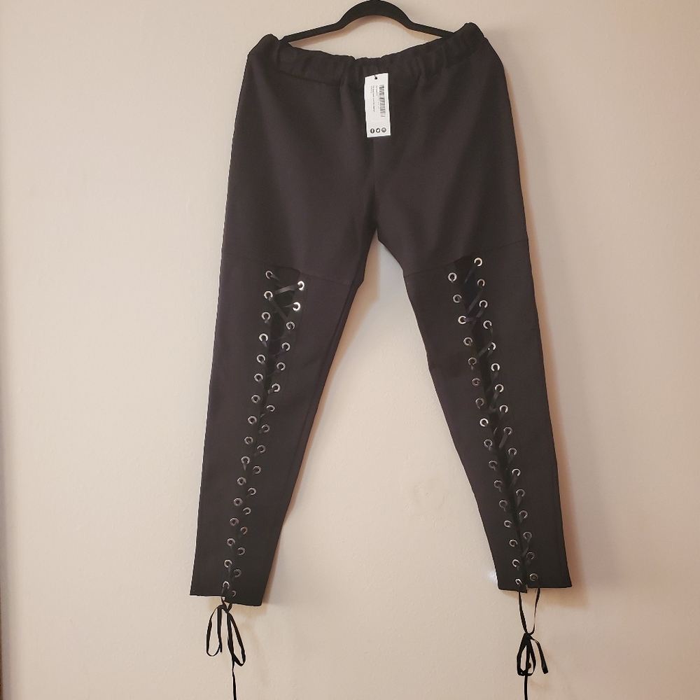 Size 22 plus lace up leggings